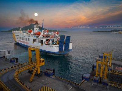 ASDP Imbau Pengguna Jasa Ferry Waspada Cuaca Ekstrem Jelang Libur Akhir Tahun
