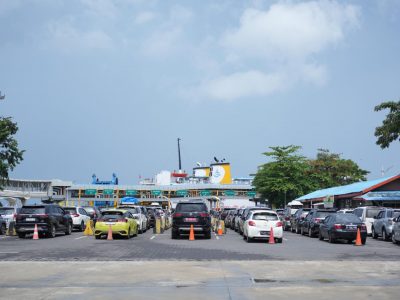 Volume Kendaraan Naik Tajam, ASDP Pastikan Layanan Arus Balik di Bakauheni Aman
