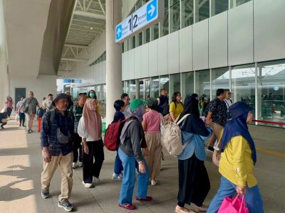 KCIC Tambah Loket Pelayanan untuk Antisipasi Kepadatan Whoosh Selama Libur Panjang