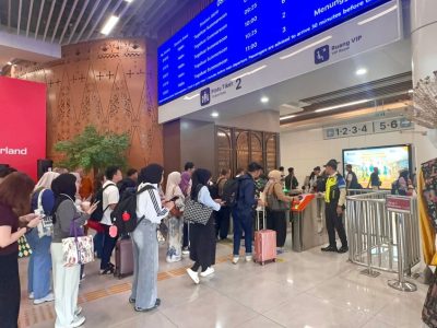Penumpang Whoosh Tembus 21.900 Saat Long Weekend, KCIC Ingatkan Aturan Bagasi